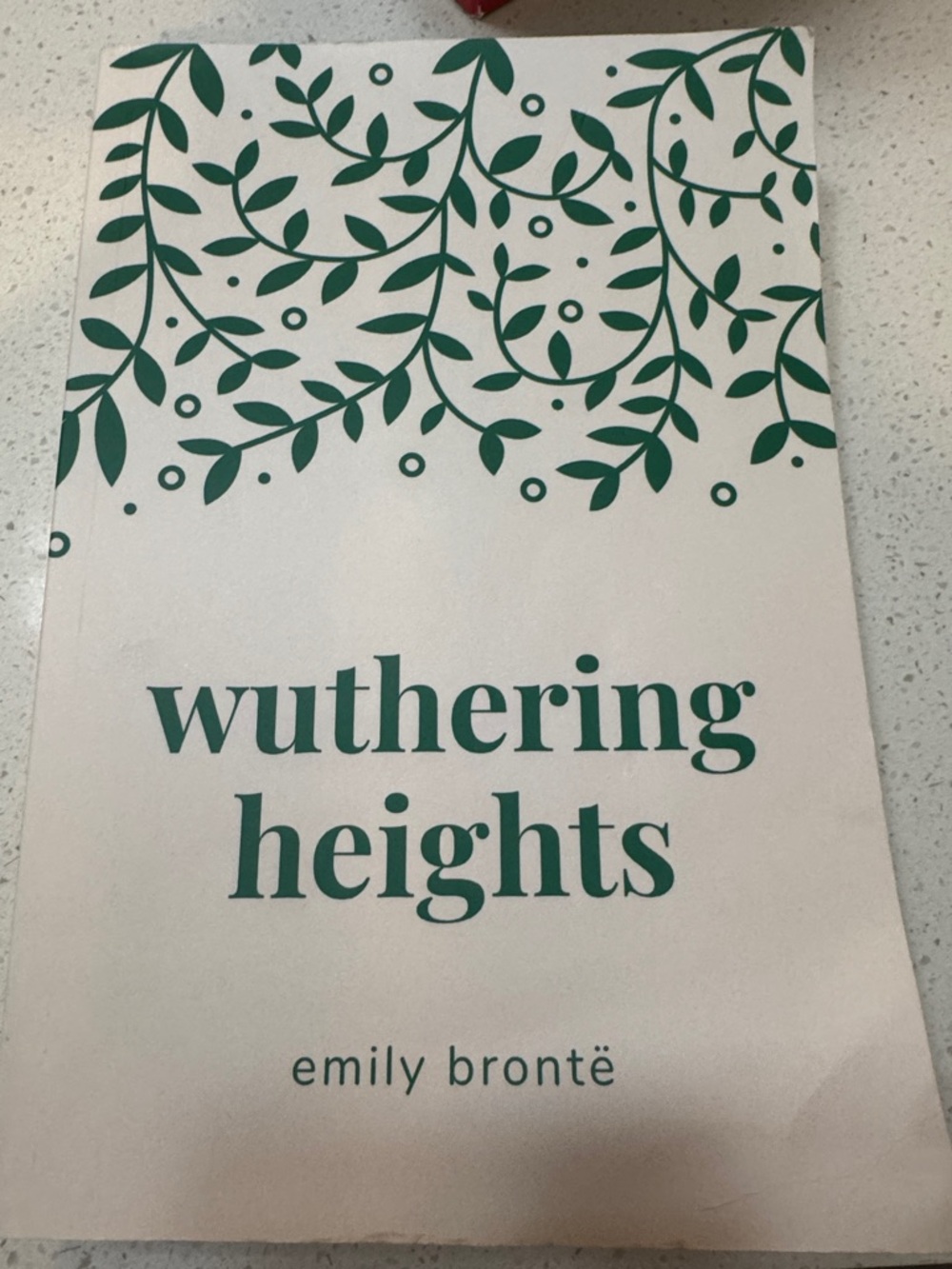 Wuthering Heights by Emily Brontë - Green and Cream Cover